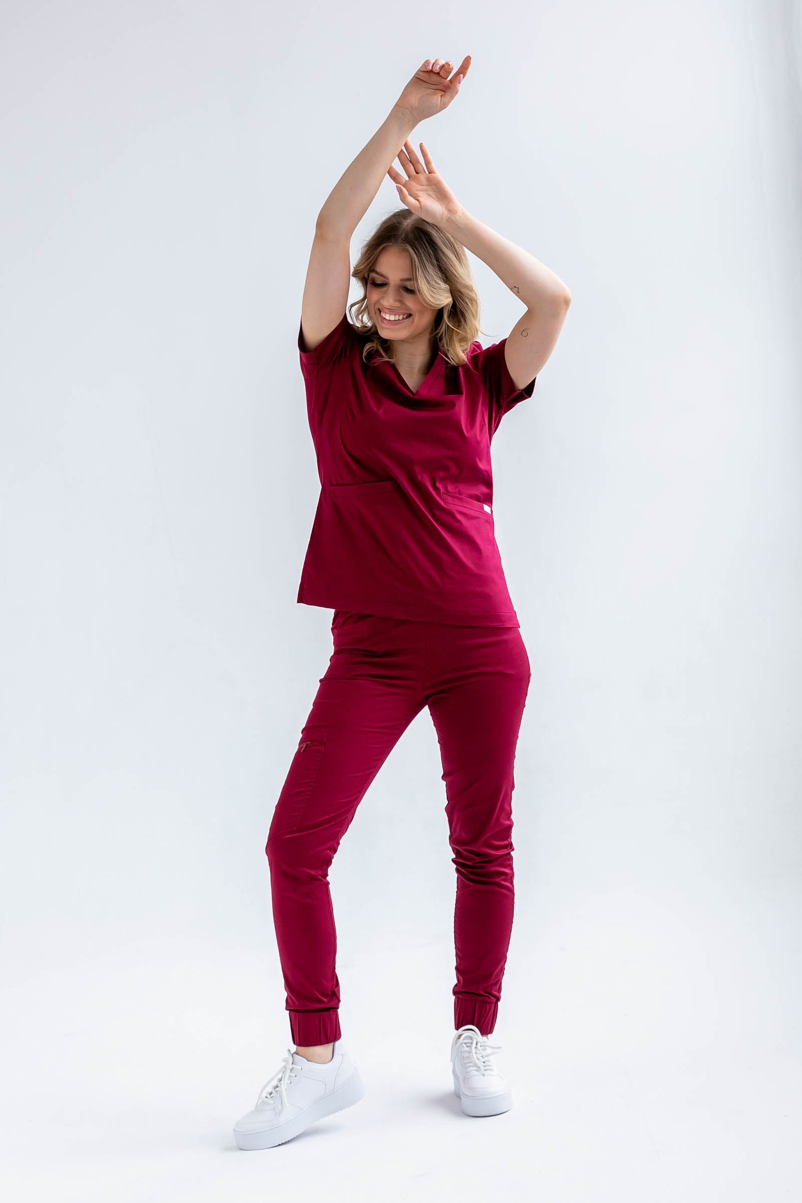 Bluza medyczna damska SCRUBS Esther™ – Bordo PROTECT